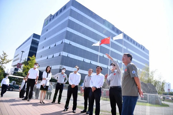 建行河北省分行党委书记、行长陈中新一行到918博天堂集团参观考察
